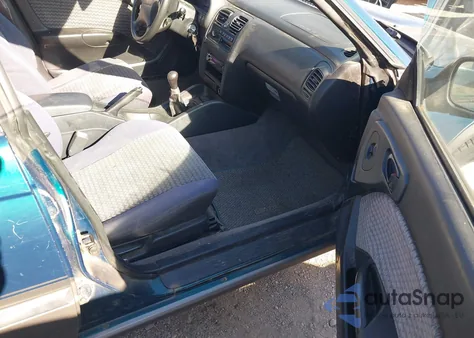 1998 Subaru Legacy Outback/Outback Limited/Outback Sport z USA, uszkodzony, nr VIN 4S3BG6855W6637981